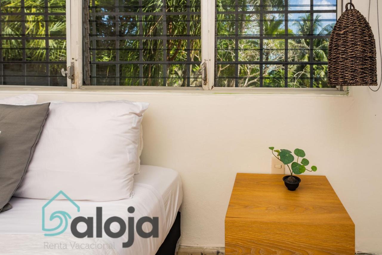 Villa Xtohil With Private Access To The Magic 7 Colors Lagoon Bacalar Esterno foto