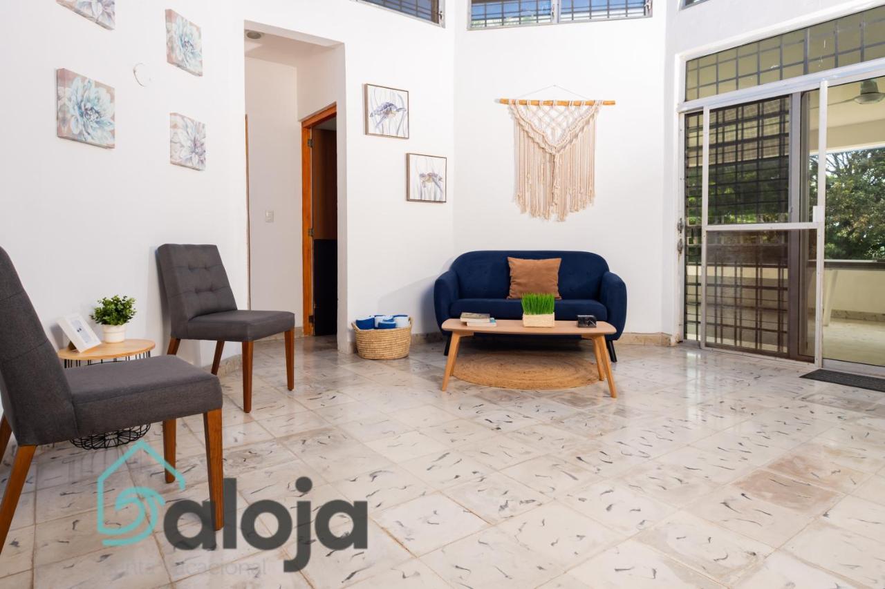 Villa Xtohil With Private Access To The Magic 7 Colors Lagoon Bacalar Esterno foto